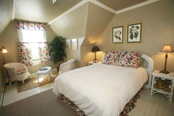 The Atrium Bed & Breakfast Fort Bragg Room photo